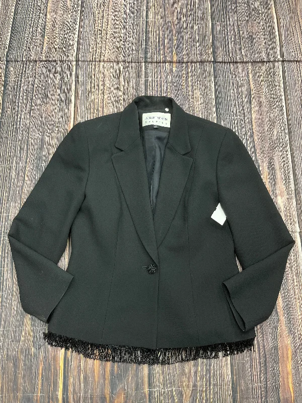 Blazer By Clothes Mentor  Size: M