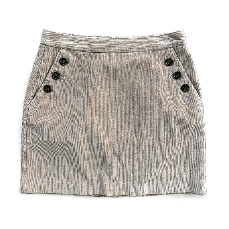 Skirt Mini & Short By Banana Republic In Beige, Size: 4