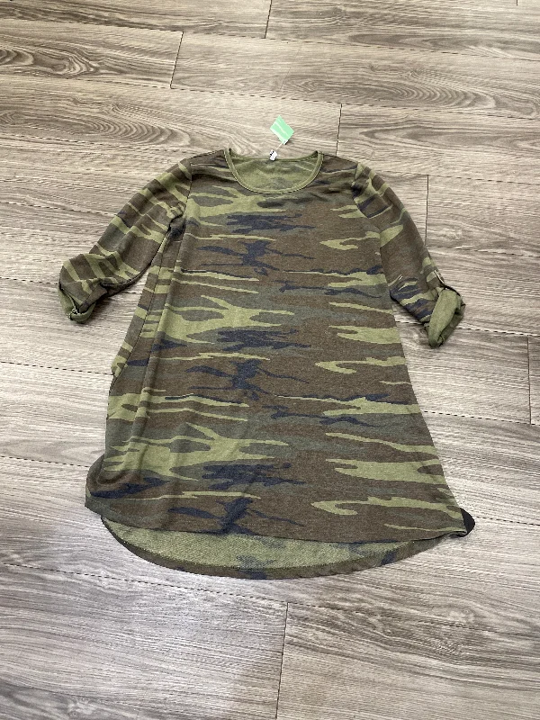 Dress Casual Short By Z Supply In Camouflage Print, Size: L